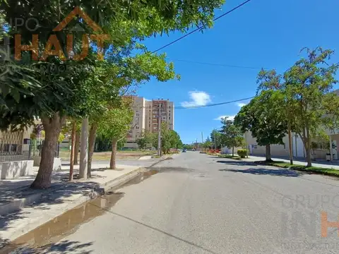 Oficina en Alquiler en Cinco Saltos, $ 1.500.000