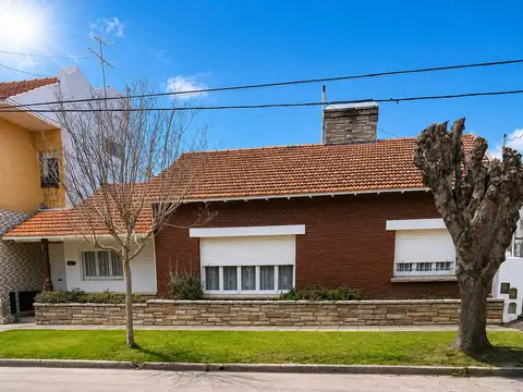 Casa en venta zona Juan B Justo