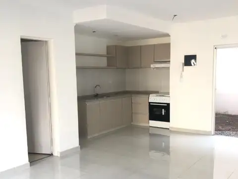HERMOSO DUPLEX ESTRENAR 3 AMB 2 BAÑOS PILETA ITUZAINGO
