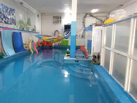 Amplio PH  con Pileta para niños