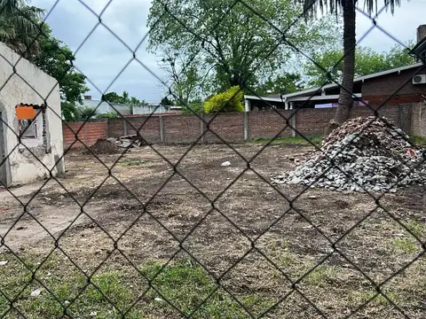 Terreno en Venta 30  mts Fondo