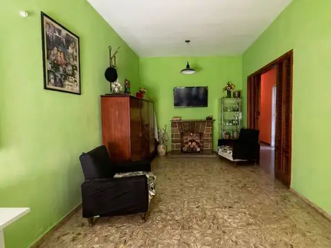 Casa en Venta en Villa Santos Tesei, USD 80.000