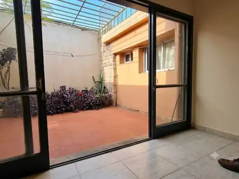 Depto Tipo Casa en Venta 60 años