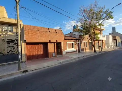 Depto Tipo Casa en Venta de 6 ambientes