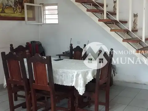 Casa 3 ambientes con 1 baño