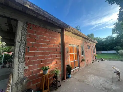 Casa 3 ambientes con 1 baño