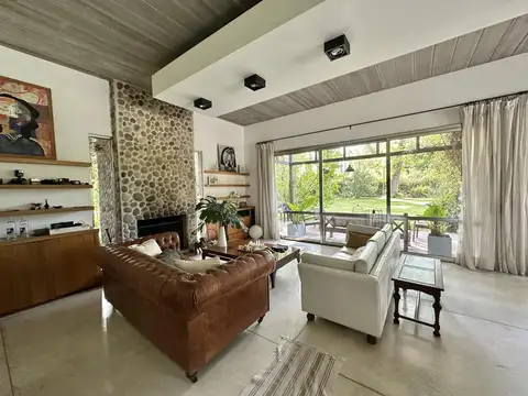 Casa en Venta en La Peregrina, USD 360.000
