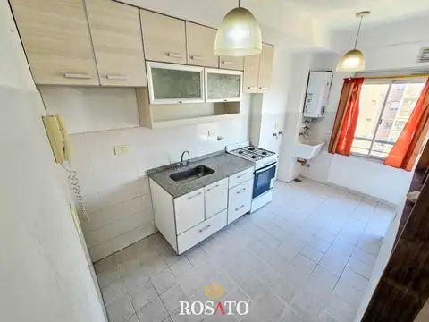 Departamento en Alquiler con 1 cocheras