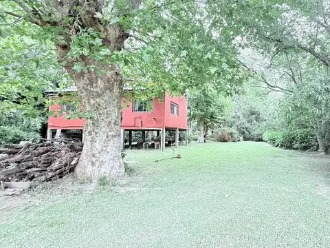 CASA 3 AMBIENTES ELEVADA TERRENO 3800M2 BALCÓN ISLAS DE TIGRE