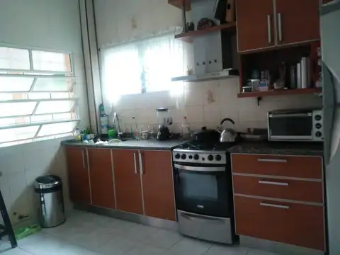 Casa  en Venta ubicado en Quilmes Oeste, Quilmes, G.B.A. Zona Sur - SVN0222_LP584008_1