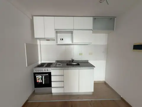 Departamento en Venta en Parque Chacabuco, USD 108.500