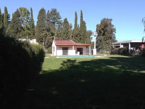 Necochea e/ General Arias y Luis Betlan
