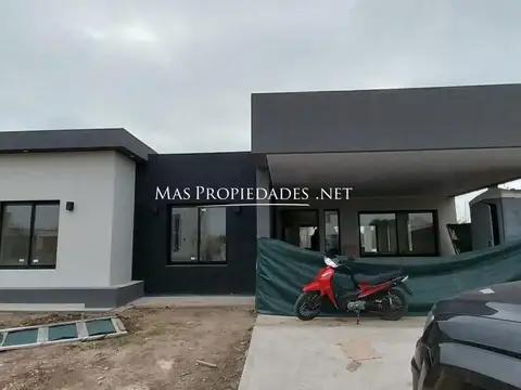 Venta Casa en Cruz del sur 3 Dormitorios Canning 100