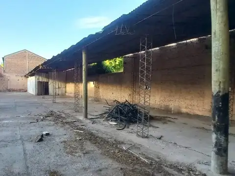 Local en Alquiler en Mendoza, $ 1.900.000