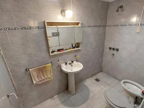 Depto Tipo Casa 4 ambientes con 1 baño