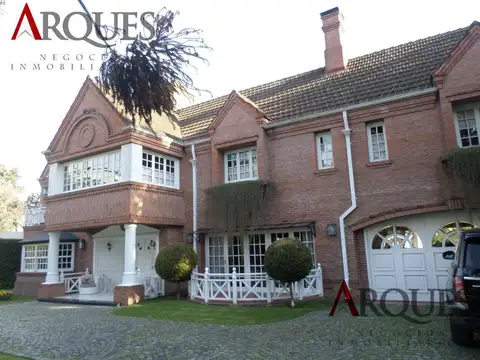 Casa en Venta en Adrogue, USD 1.300.000