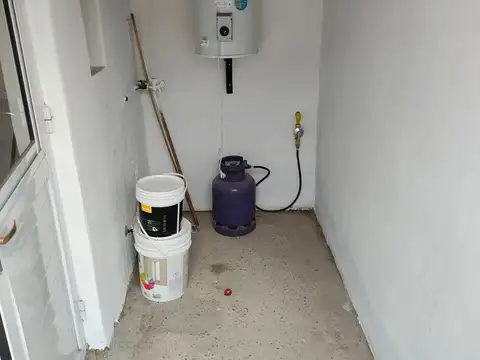 VENTA CASA EN BARRIO CERRADO " LA FIACA" MORENO