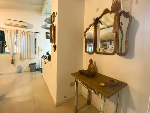 Casa en Venta con 4 cocheras