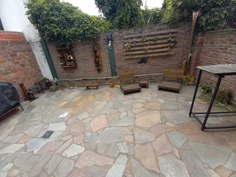 Duplex 4 ambientes en Carapachay