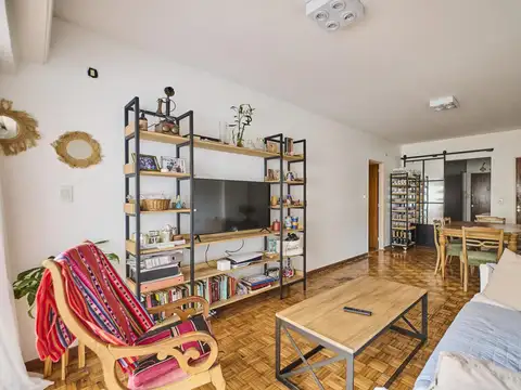 Venta Departamento 5 ambientes  patio, parrilla y espacio guardacoche en Palermo