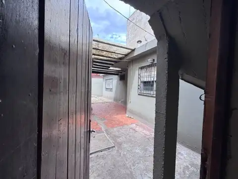 Depto Tipo Casa en Venta 60 años