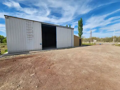 VENTA GALPON CON OFICINAS EN FERNANDEZ ORO