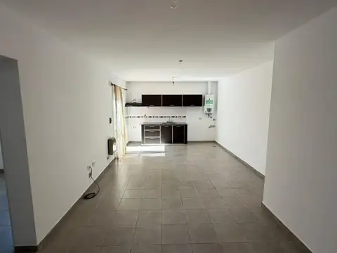 Departamento en Alquiler en Alberdi, $ 500.000