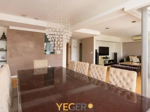 Departamento en Venta con 2 cocheras