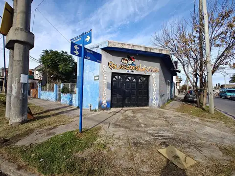 Casa con Local y Departamento en venta en G. Laferrere