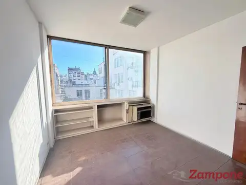 Oficina en Venta en San Nicolás, USD 43.000