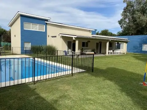 Casa en Venta en Bella Vista, USD 950.000