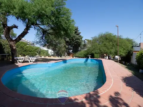 Avenida Ramon J. Cárcano 2800