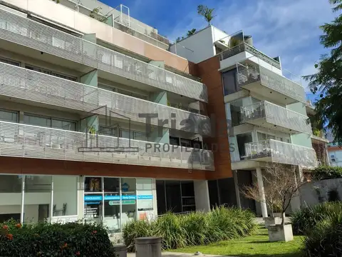 ALQUILER DE ESPECTACULAR LOCAL EN BARRIO PARQUE HOLMBERG / DONADO.