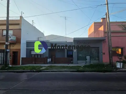 CASA + LOCAL VENTA BERAZATEGUI CENTRO 3 AMBIENTES