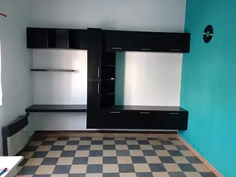 Depto Tipo Casa en Alquiler en La Plata, $ 850.000