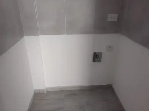 RAQUEL EPAÑOL 200, Piso 6