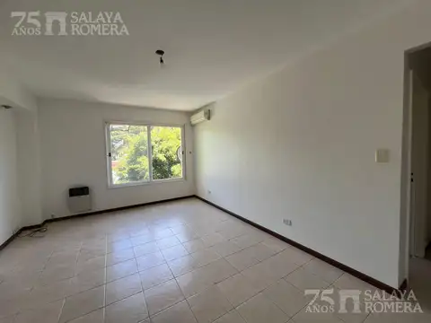 Departamento en Alquiler en Olivos Vias/Rio, $ 850.000