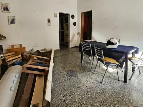 Venta dos Ph's a reciclar Tapiales terraza cochera doble plano proyecto consultorios aprobado