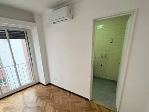 Avenida San Martín 900, Piso 14
