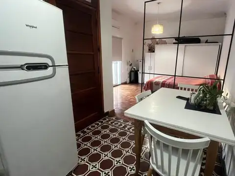 VENTA PH MONOAMBIENTE CON PATIO EN SANTO LUGARES