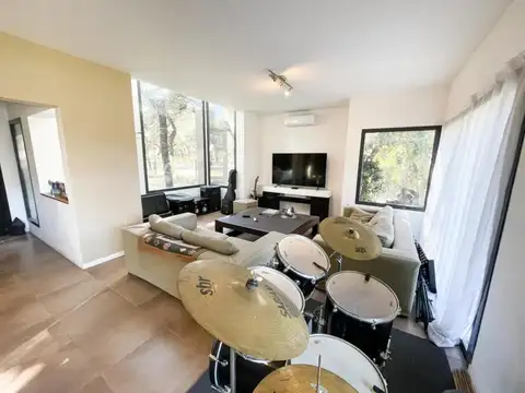 Casa 4 ambientes con 4 baños