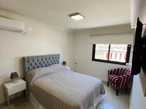Duplex en venta. 3 Dorm con terraza.  Housing MIRALEJOS 17