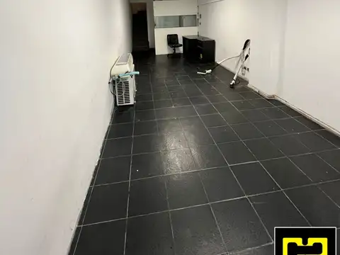 Local en Alquiler en Flores, $ 2.200.000