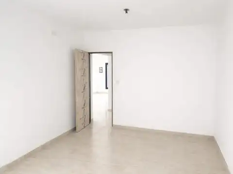 Depto Tipo Casa 3 ambientes con 1 baño
