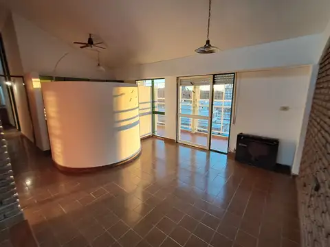 Departamento Comodo con Terraza Exclusiva y Parrillero.