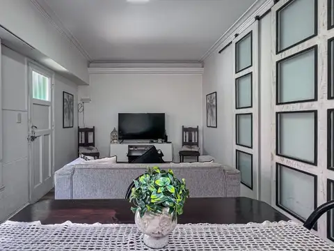 Depto Tipo Casa 3 ambientes con 2 baños