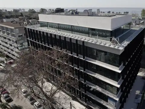 Oficina en Venta en Vicente Lopez - Libertador al Rio