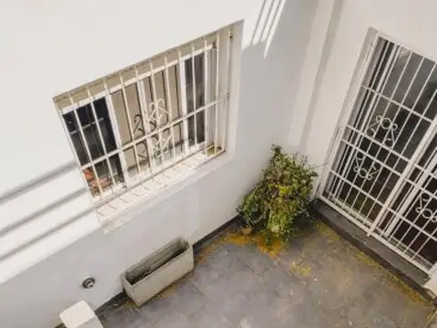 PH sin Expensas en Devoto con Patio y Terraza