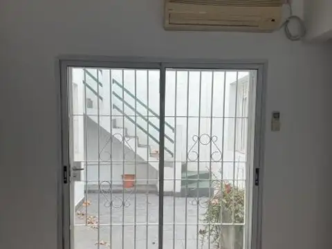 PH sin Expensas en Devoto con Patio y Terraza