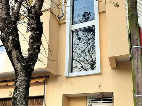 Lebensohn 100 , Piso 2